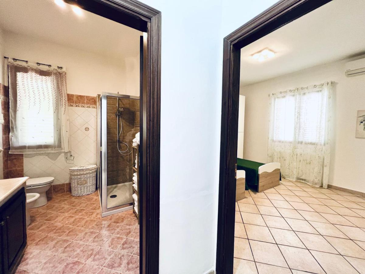 Villa Genova Каріні Екстер'єр фото